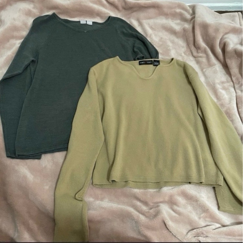Jamie Scott Sweater Tan and Charcoal Gray Long Sleeve V-Neck Top Bundle